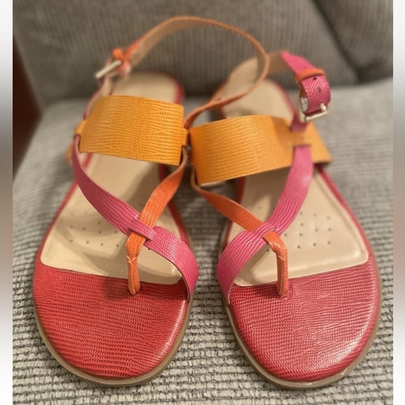 EVOLVE 24/7 Pink Red Orange Women’s 8 Thong Strappy Buckle Sandals shoes EVAVAH - Picture 2 of 14